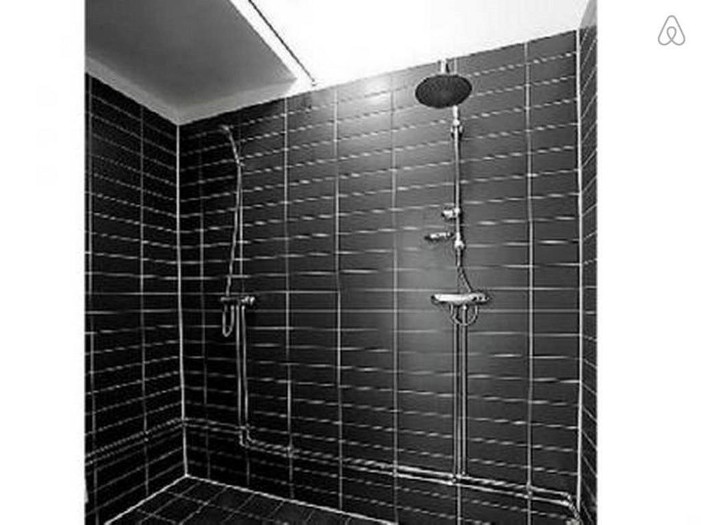Camera Singola con Bagno in Comune