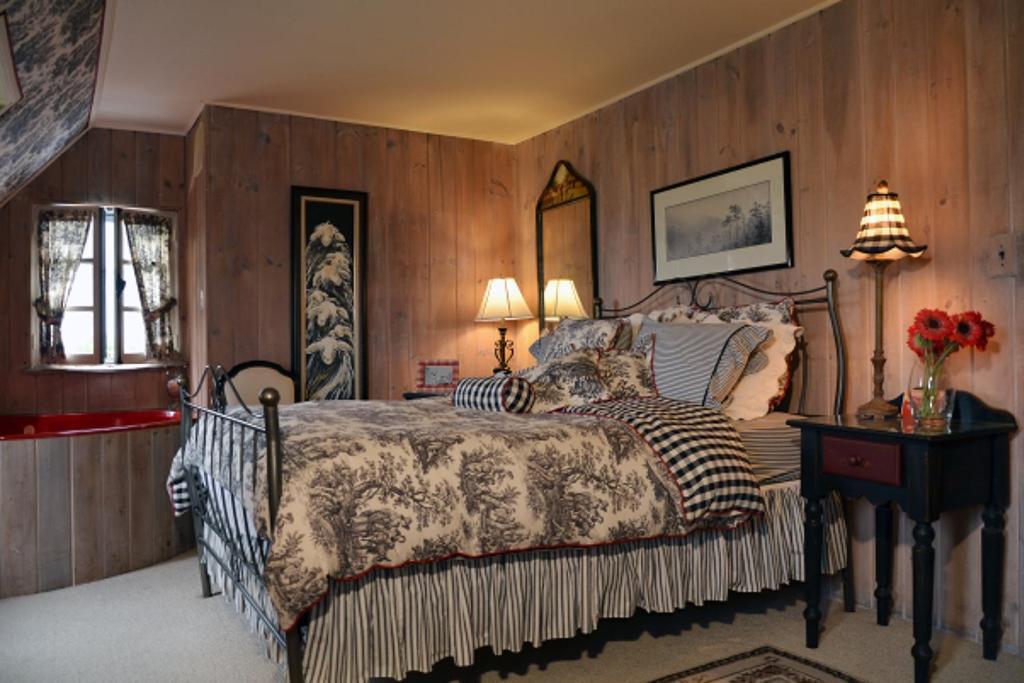 Queen Suite,706233157:JPEG
