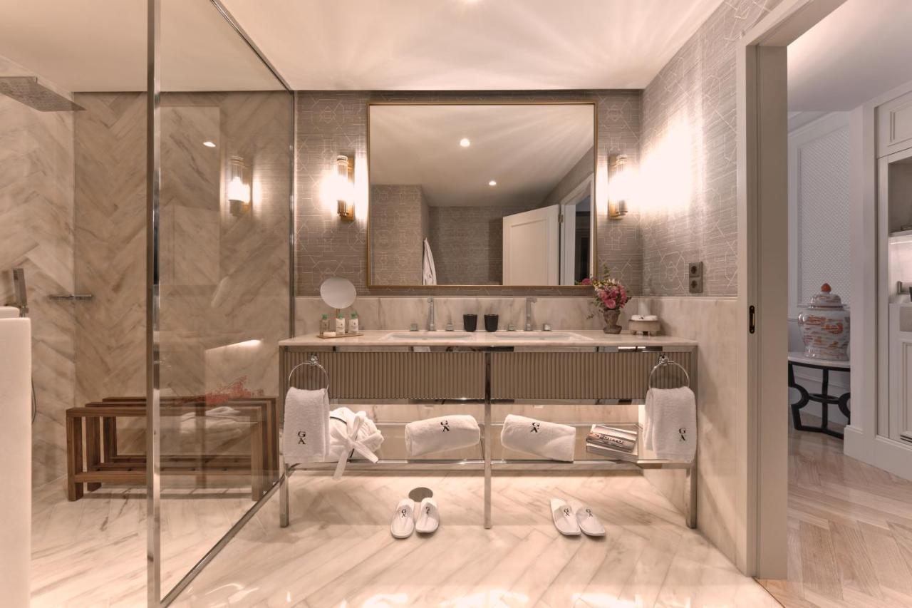 Suite Palace,1473875989:JPEG