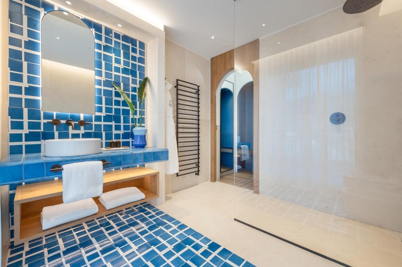 Suite Lit King-Size - Vue sur Mer