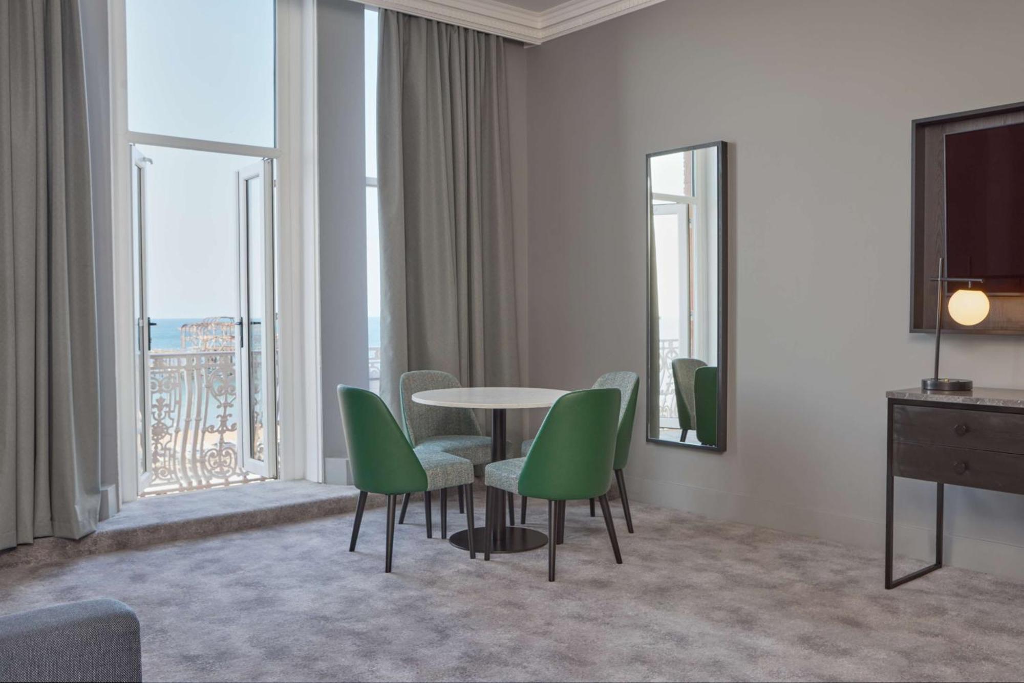 Suíte de 1 Quarto com Cama King-size, Varanda e Vista