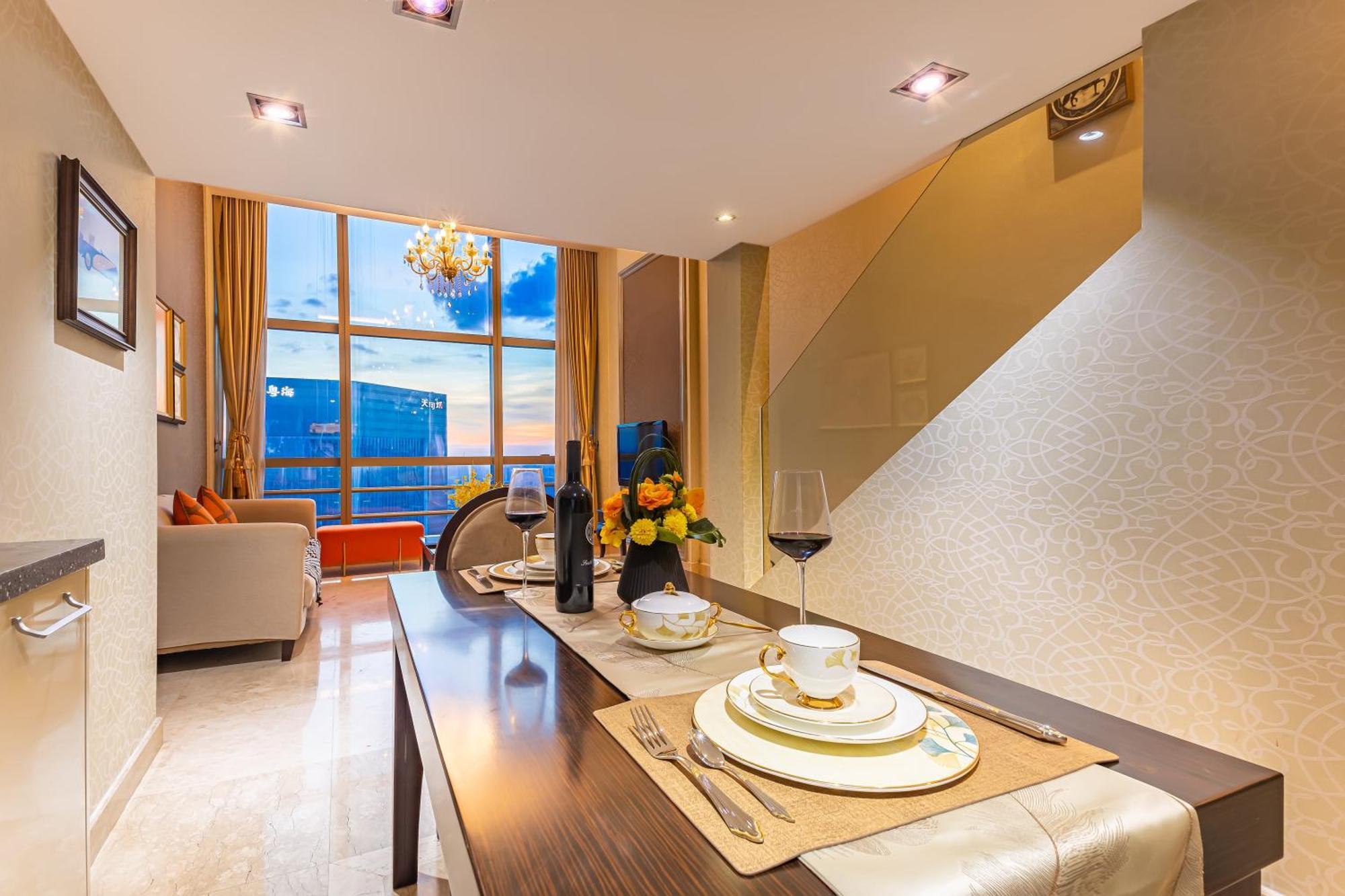 Double Suite