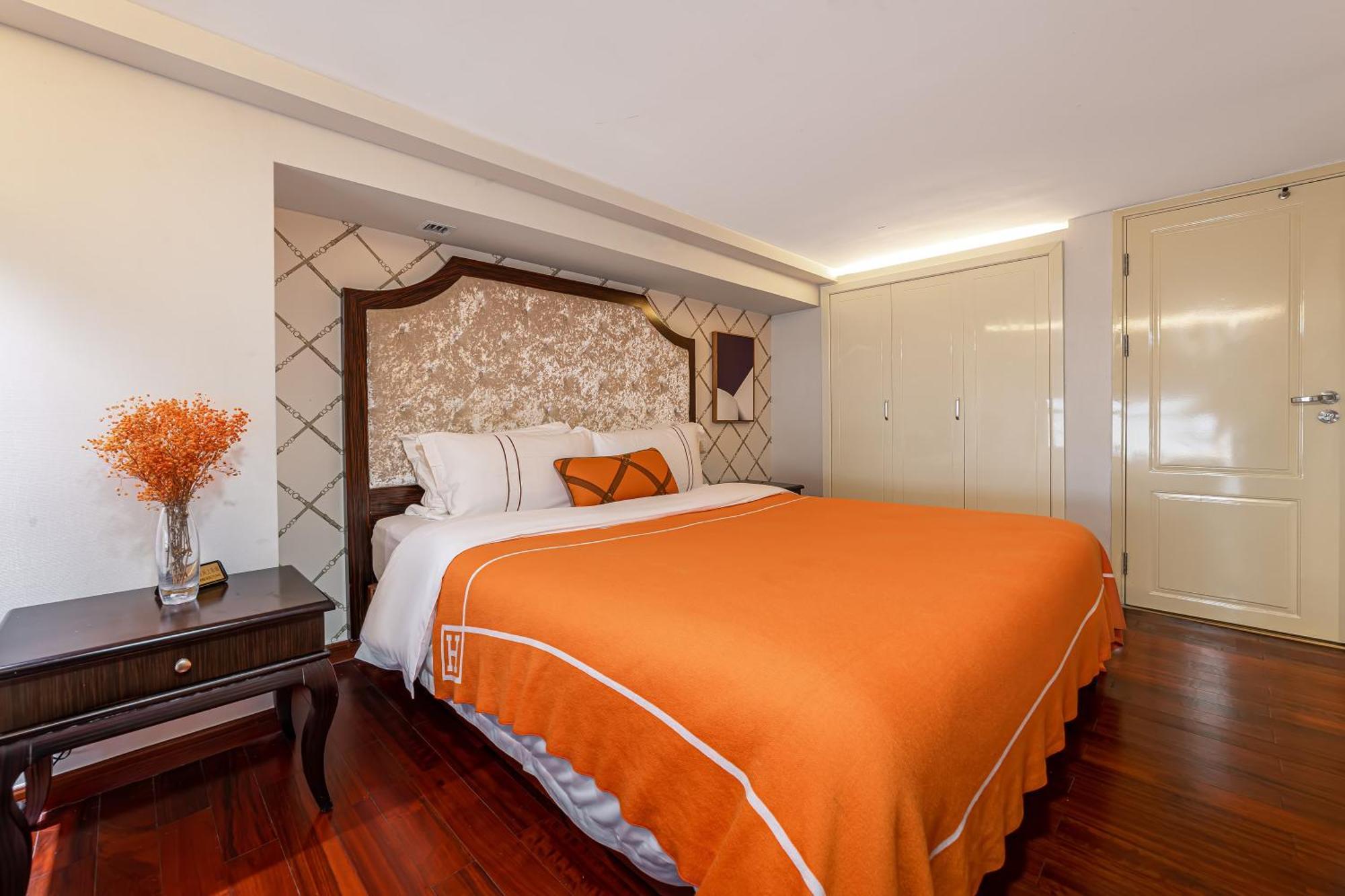 Two-Bedroom Suite