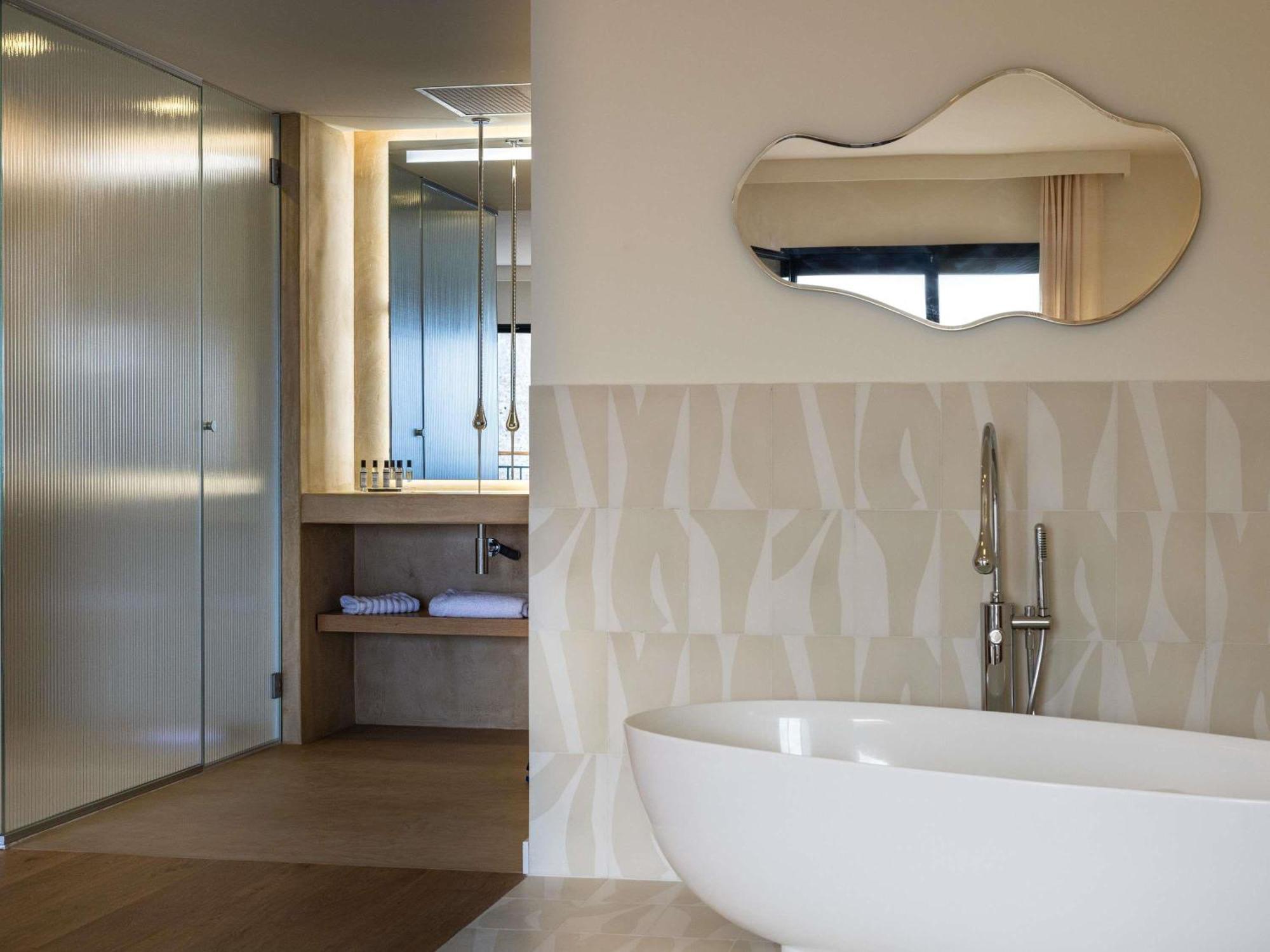 Prestige Suite with One Double or Two Single Beds - Sea and Citadel View