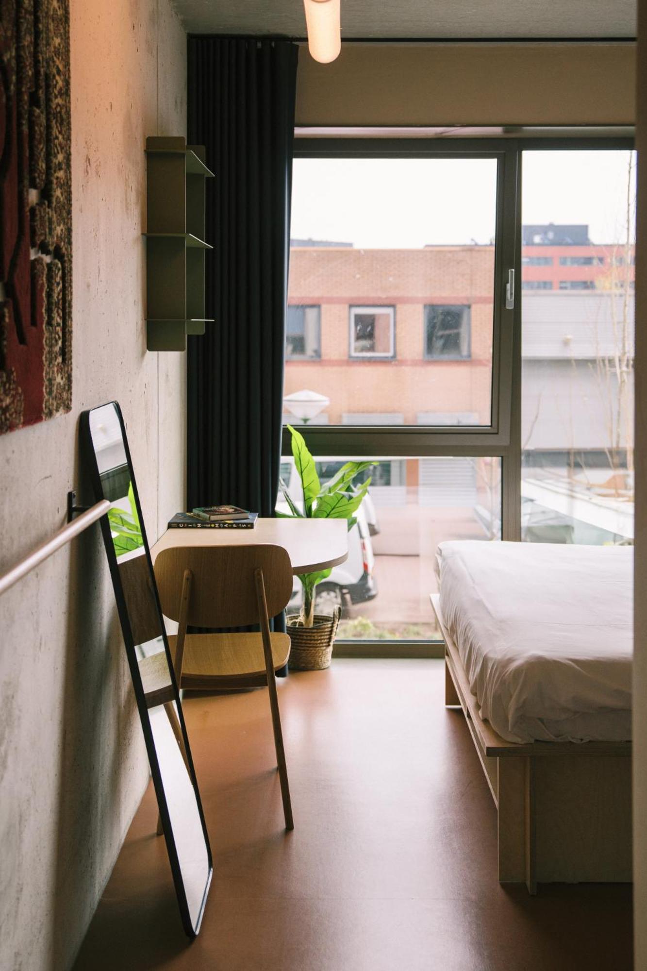 Habitación adaptada para personas con movilidad reducida - Cama grande