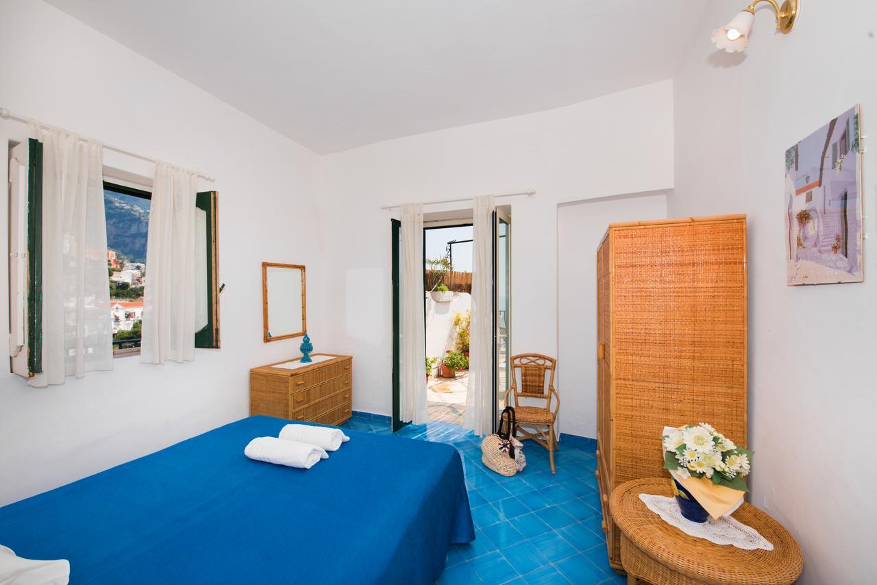 Tweepersoonskamer met Balkon en Uitzicht op Zee