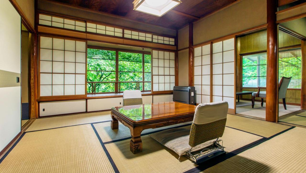 Habitación Triple de estilo japonés con baño de aguas termales - Villa