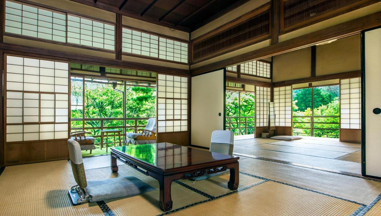 Habitación Familiar Superior de estilo japonés con baño de aguas termales