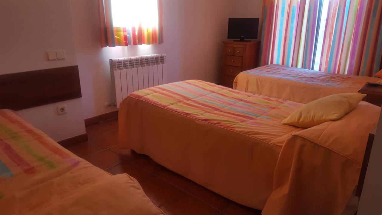 Deluxe Double Room,746049746:JPEG