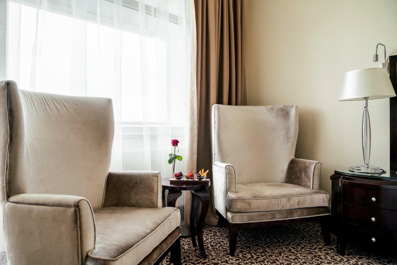 Deluxe Double or Twin Room with Sea Wellness SPA Access
