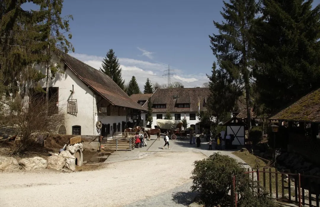 Erlebnisgastronomie Lochmuhle-1