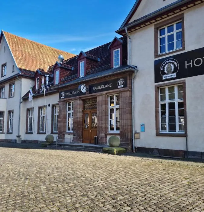 Waldbahnhof Sauerland-1