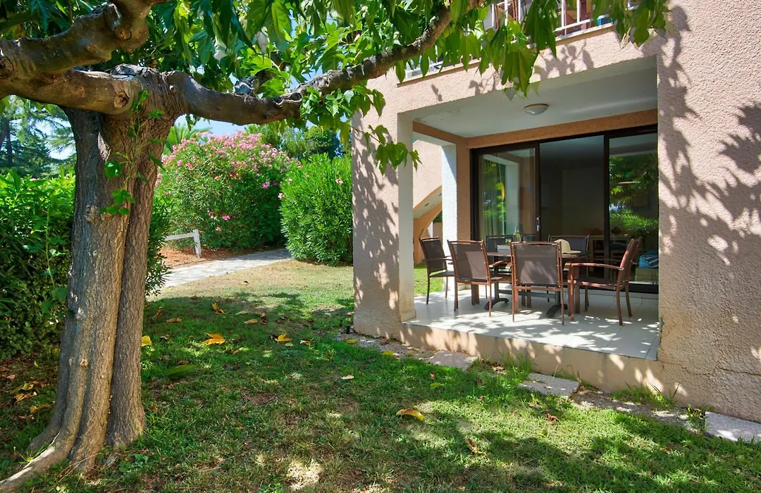 Residence Pierre & Vacances Les Parcs De Grimaud-1