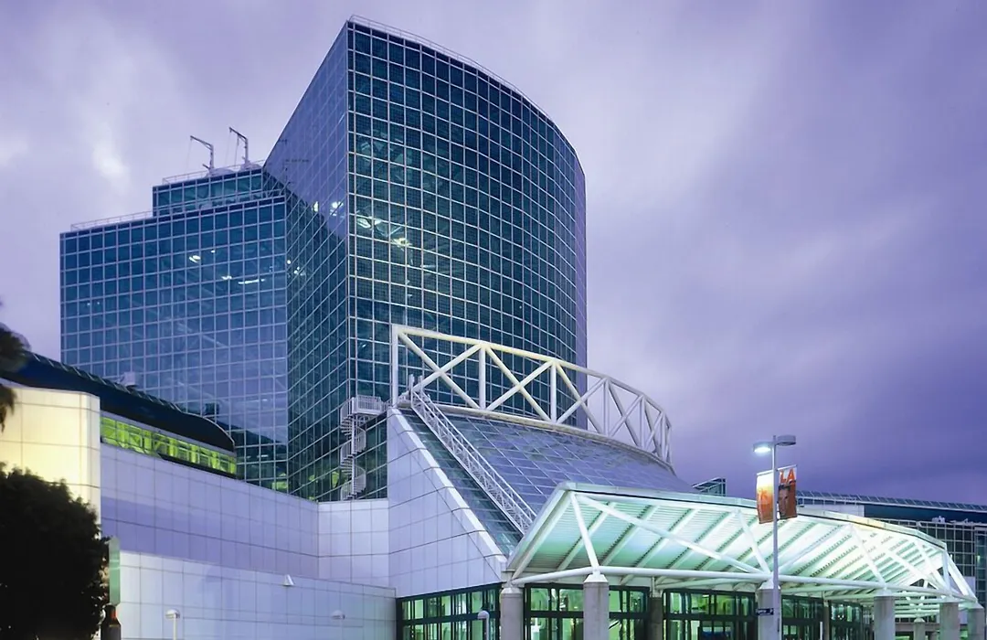 The Live Hotel-1