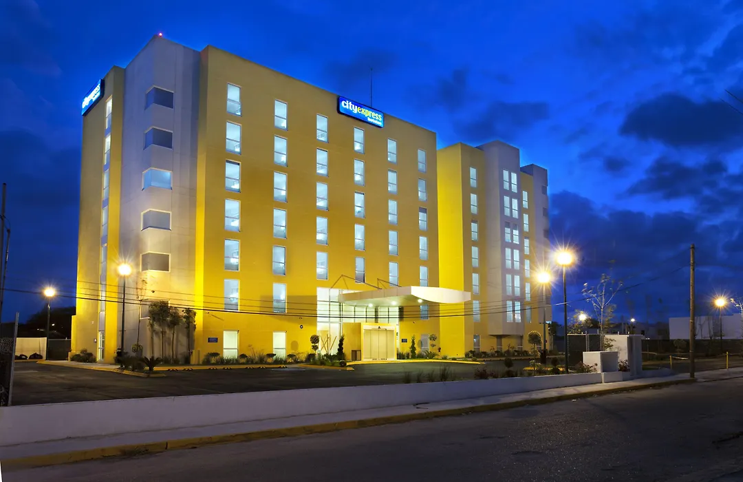 City Express By Marriott Merida-1