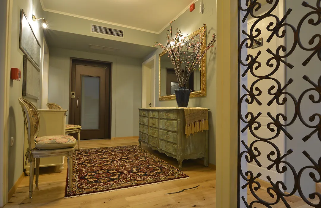 Hotel Antique-1