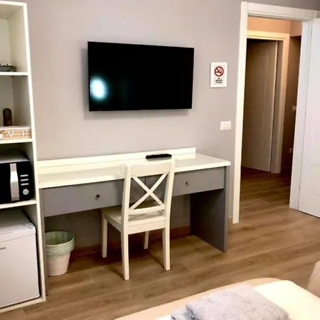 Room Sweet Room 2-3