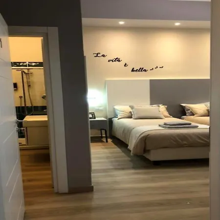 Room Sweet Room 2-2