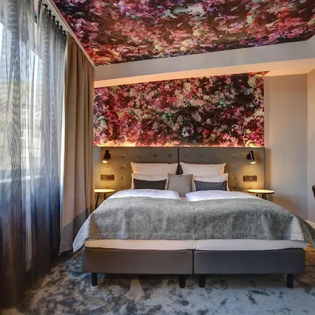 Vienna House Easy By Wyndham Hamburg Hauptbahnhof-3