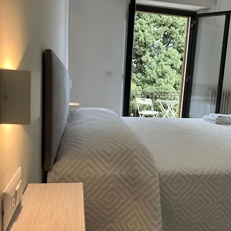 Mira Taormina Rooms-3