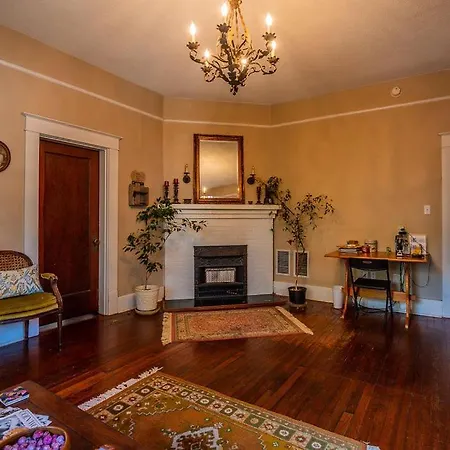 Historic Mitchell House-2