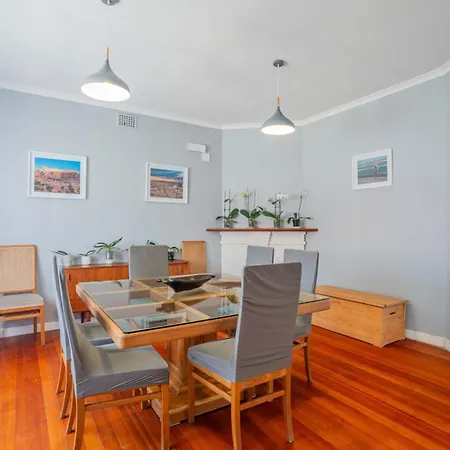 The Avenue House-2
