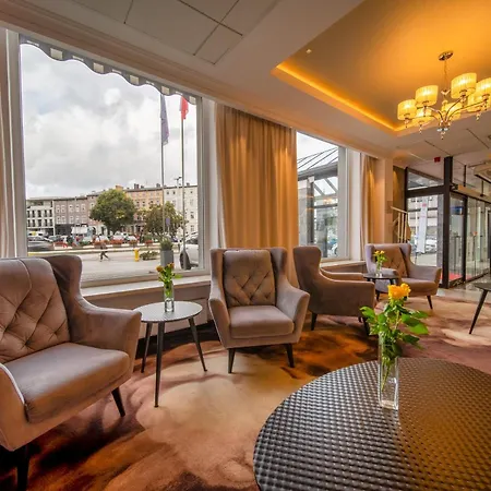 Hotel Gromada-3