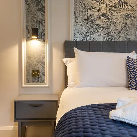 The Abbeygate Townhouse-3