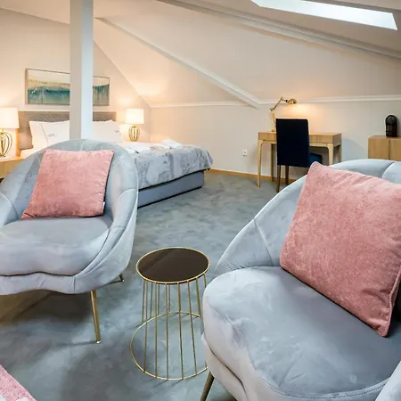 Comtesse Lisbonne Guest House By Homing-2