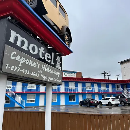 Capone'S Hideaway Motel-2