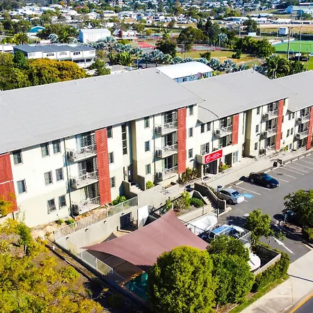 Gladstone Downtown Central Apartment Hotel Official-3