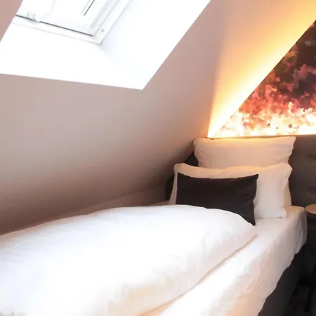 Vienna House Easy By Wyndham Hamburg Hauptbahnhof-2