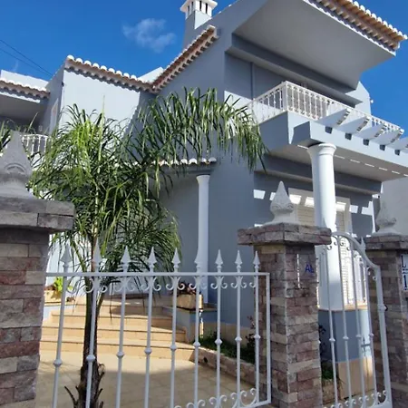 Dona Ana Guesthouse-2
