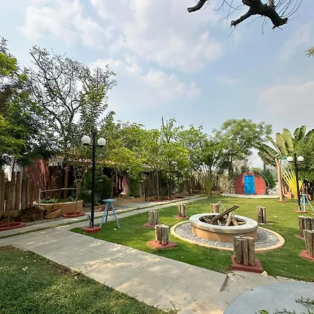 Village Trails Resort-2