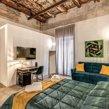 Boutique Quartieri Spagnoli-3