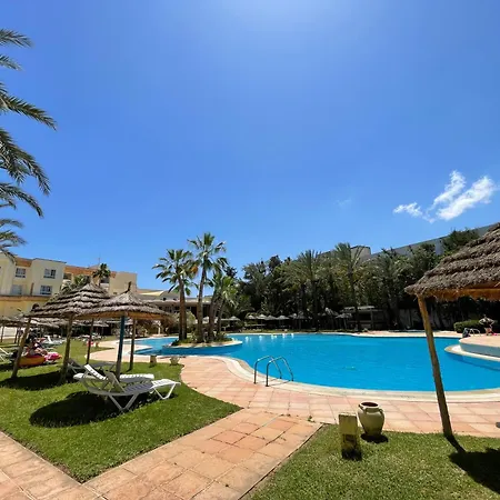 Marina Palace-2