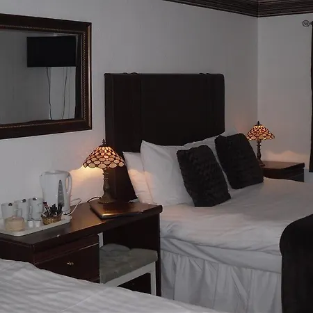 Richmond Hotel-2