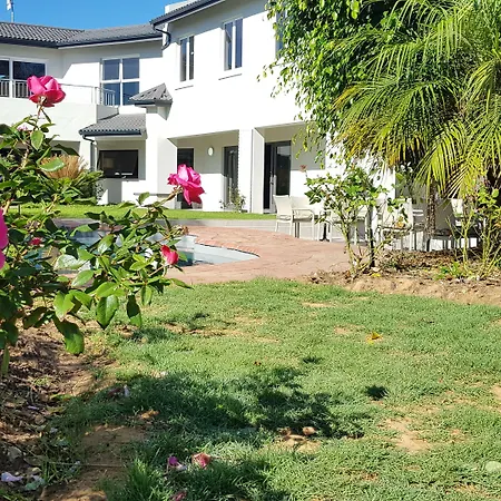 Quartet Hotel And Garden Suites-3