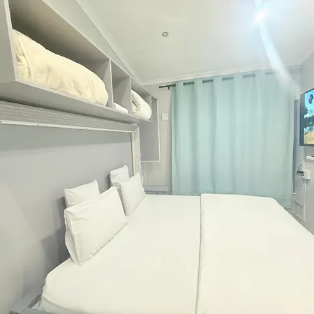Silent Night Guest House Sunnyside Pretoria-2