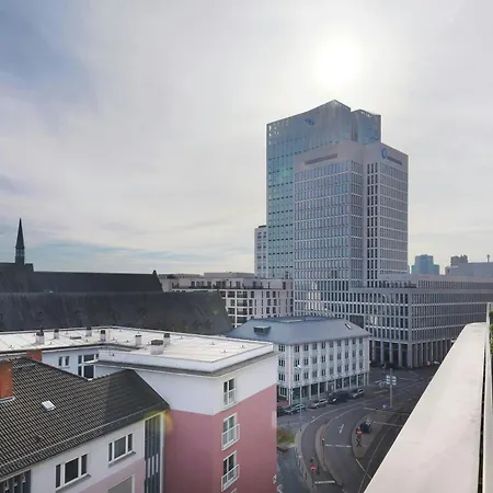 Motel One Frankfurt-Roemer-3