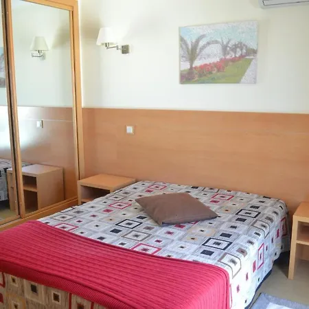 Arenilha Guest House-2