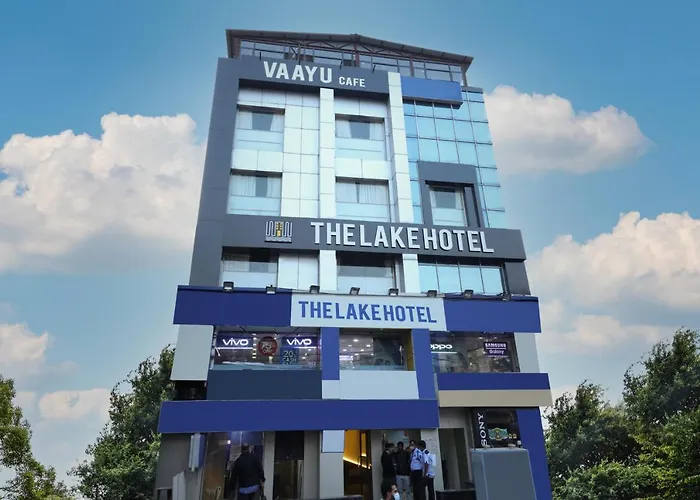 The Lake Hotel Kolkata