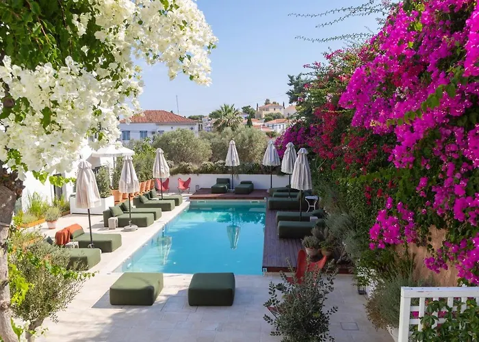 Yayaki Spetses Hotel
