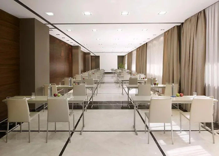 Hotel Nh Madrid Ribera Del Manzanares