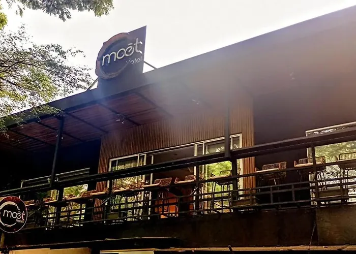 Moet Medellin Hotel