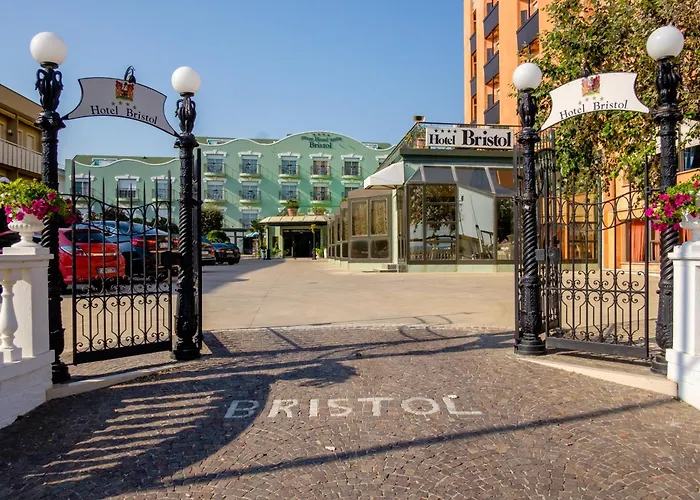 Hotel Bristol