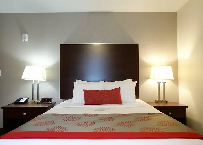 Ramada By Wyndham Moose Jaw