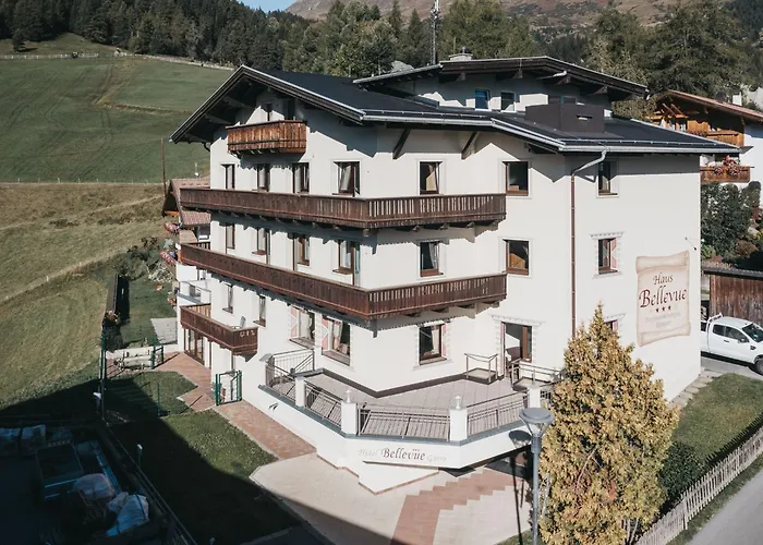 Haus Bellevue Aparthotel Serfaus